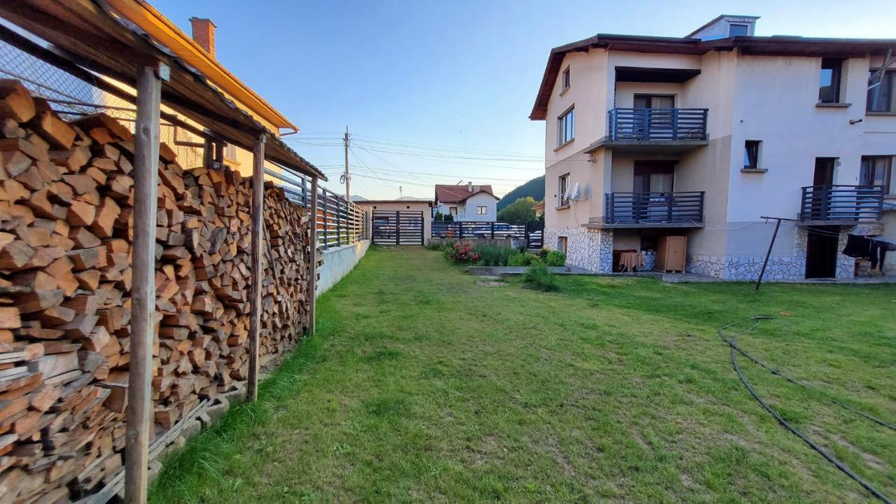 מלון גובדרצי Bulgarane House מראה חיצוני תמונה