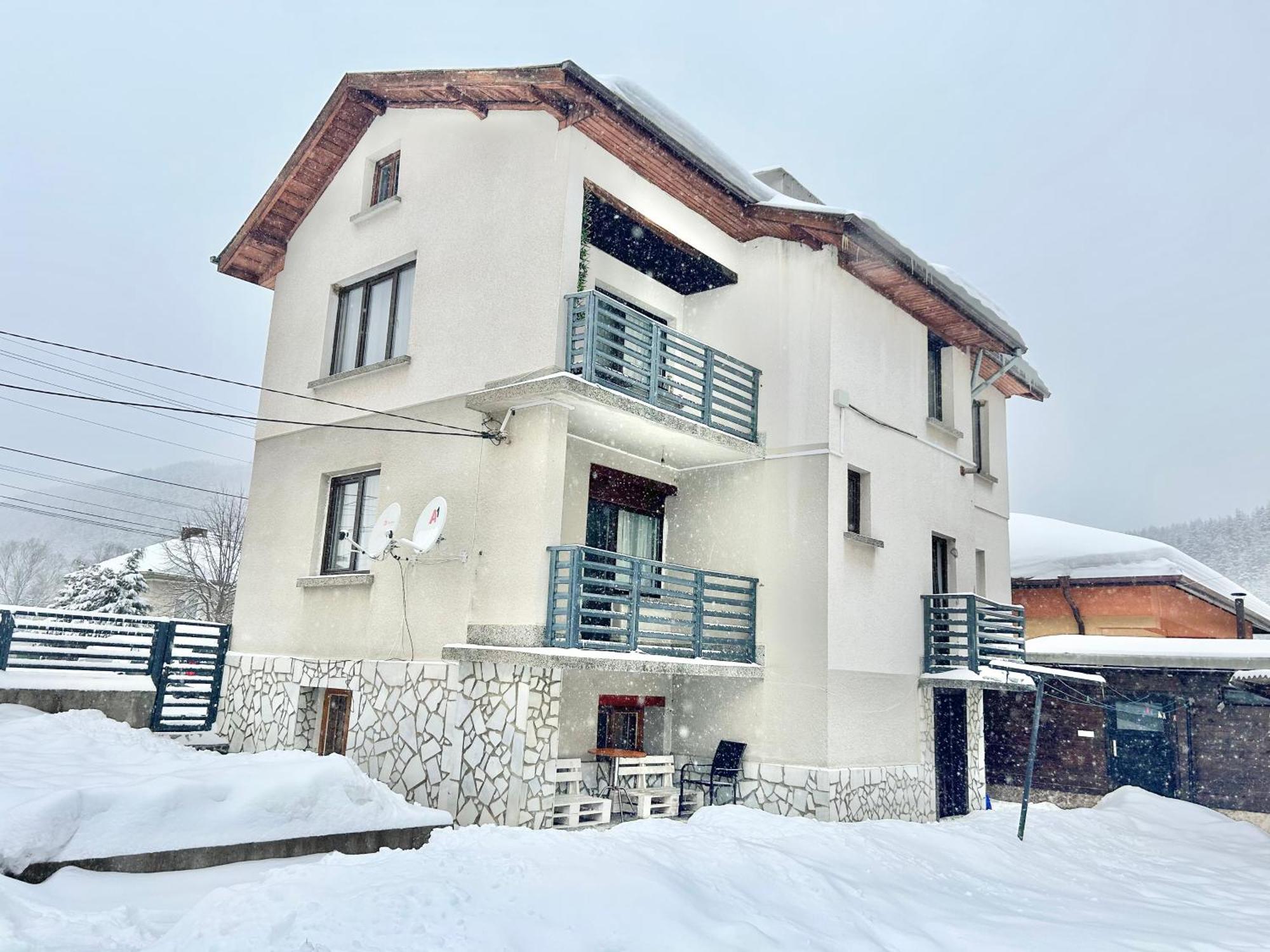 מלון גובדרצי Bulgarane House מראה חיצוני תמונה
